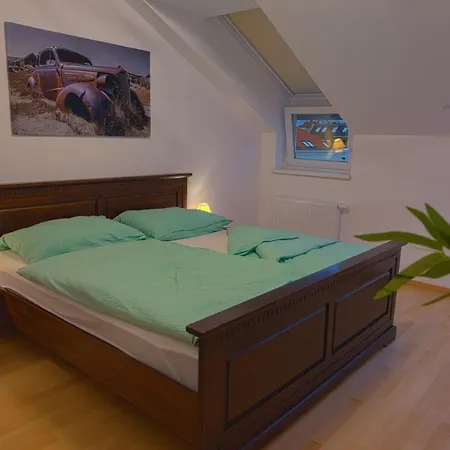 Gesamte Unterkunft Ueber Den Daechern Wiens Exterior photo