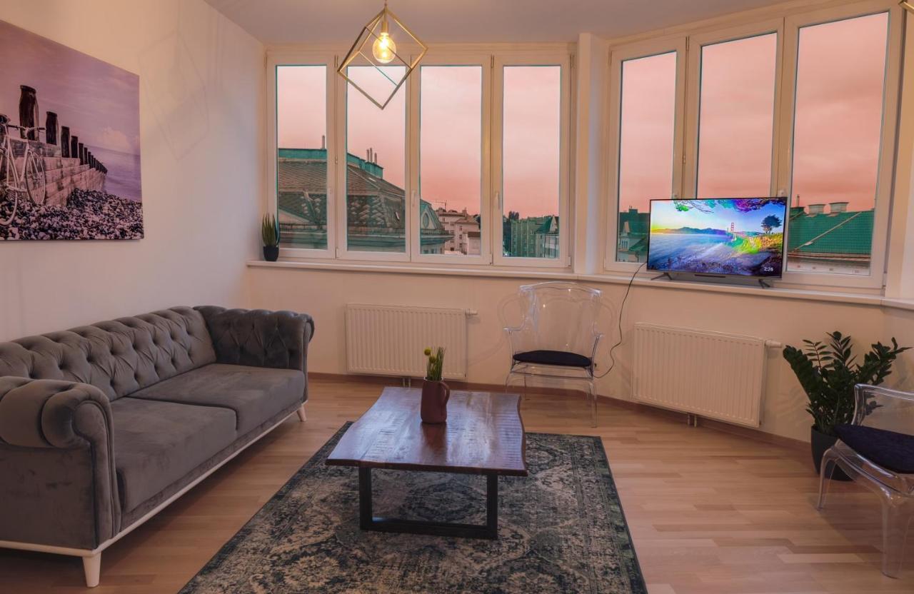 Gesamte über Den Dächern Wiens Apartment